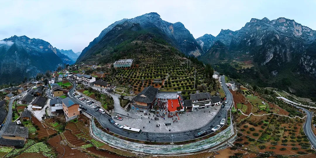 “天路”续新章——重庆市巫山县下庄村采访记